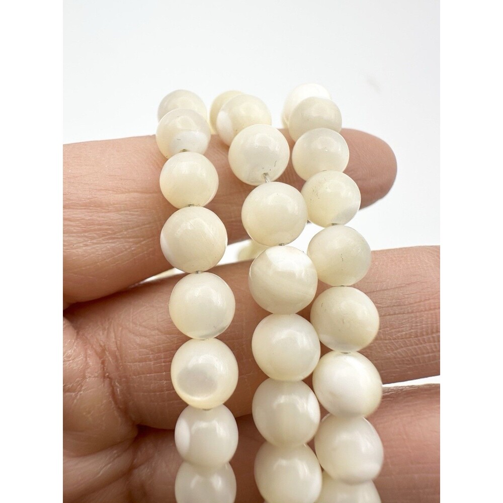 Vintage Mother Of Pearl Beads Necklace 28” 6.5mm